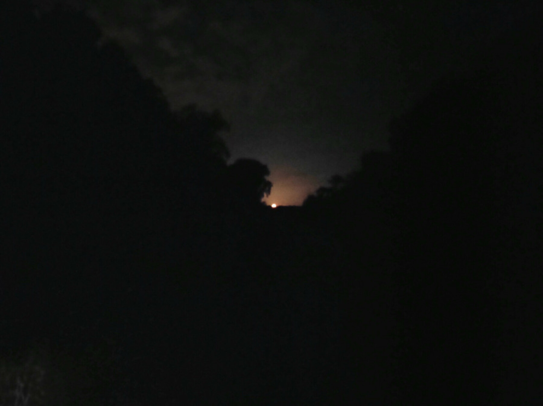 22endIMG-20220611-030637562-1800